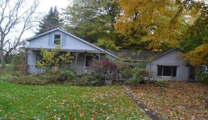 Great opportunity to buy this one and a half story home located in Amherst Township in Lorain County, OH and sitting on a half-acre lot. The interior has 1040 sq. ft. with 3 bedrooms and 1 bathroom. Property is lender-owned, being sold “as-is”, the seller is making no representations or warranties.