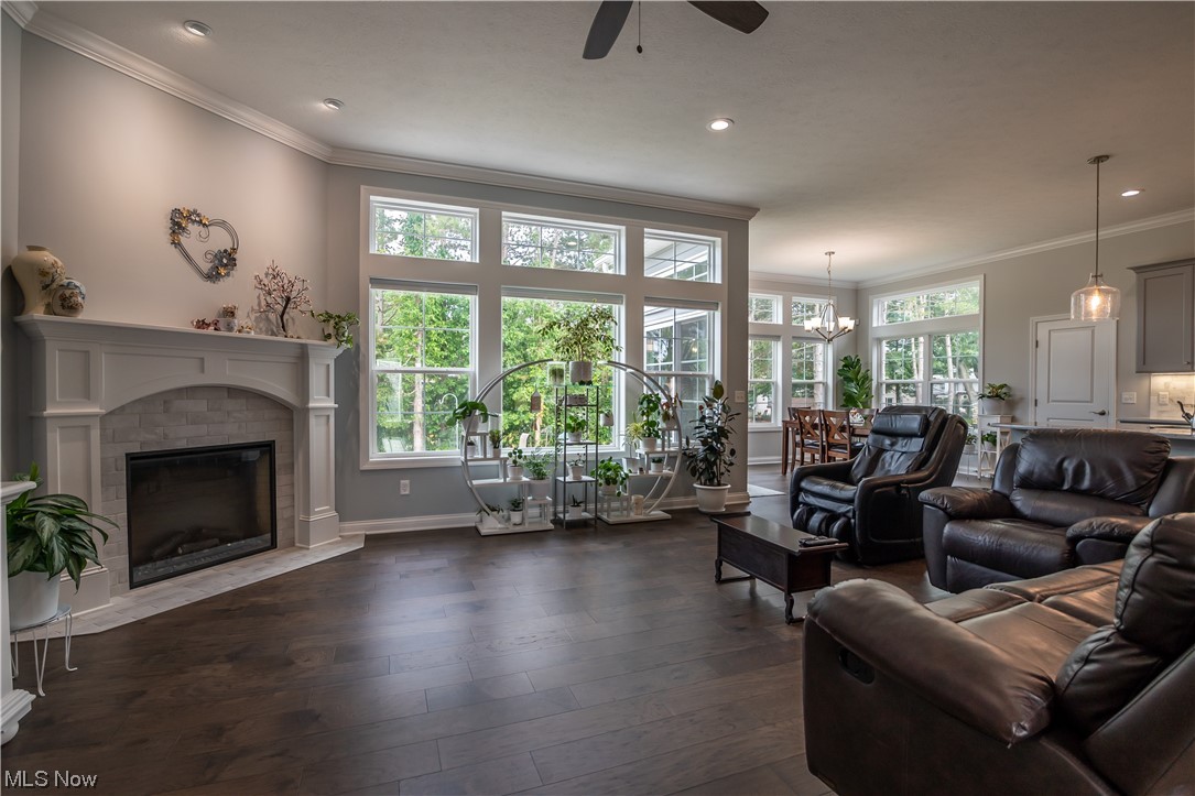 Pinecrest Mdw 2 - Residential