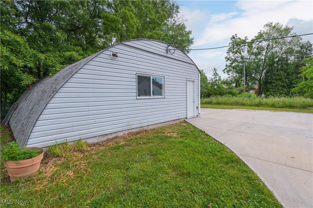 Black River 01 - Residential