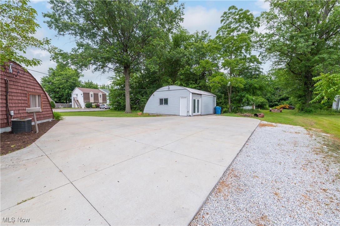 Black River 01 - Residential