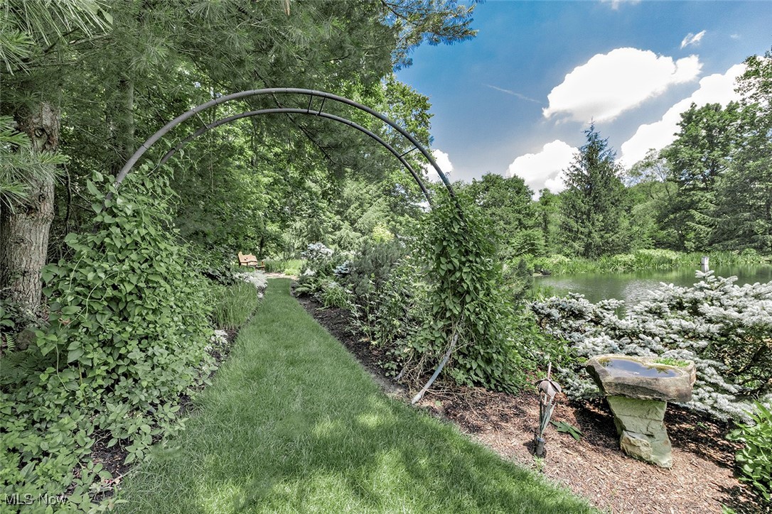 Russell 03 - Residential