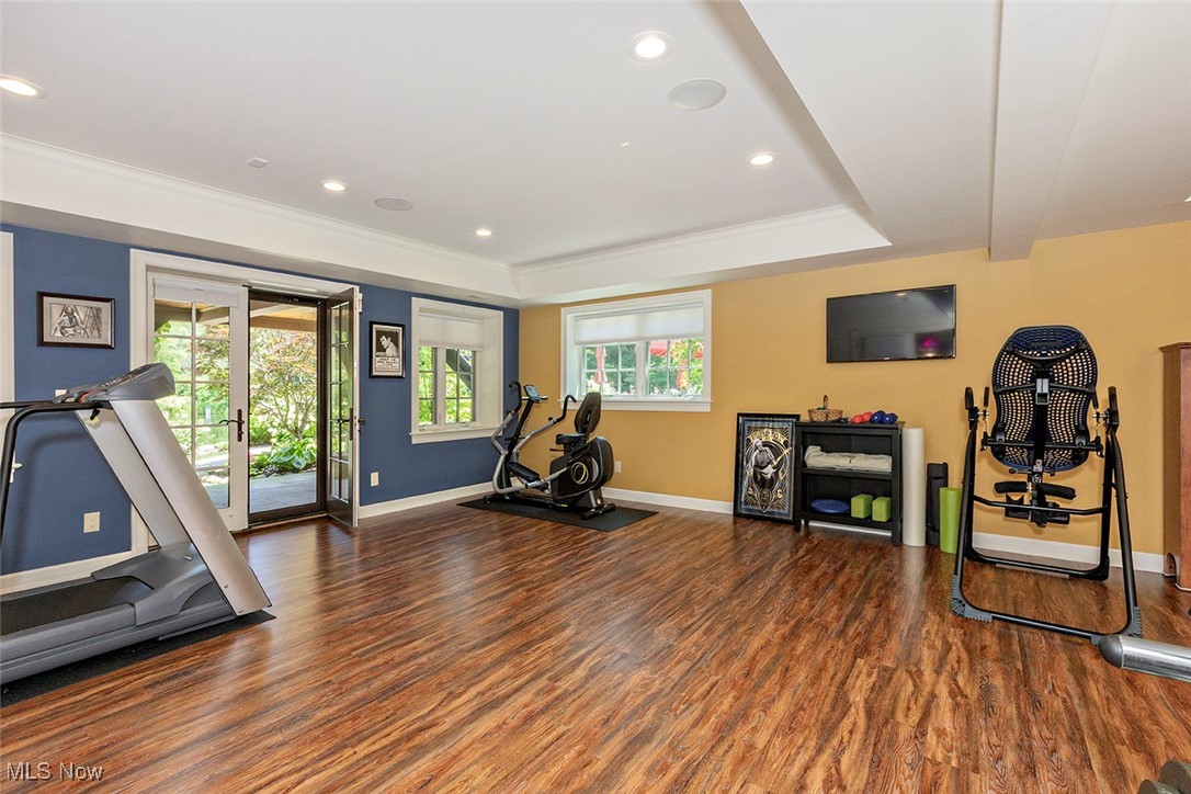 Russell 03 - Residential