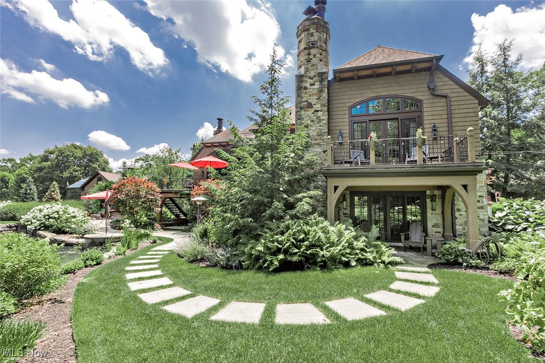 Russell 03 - Residential