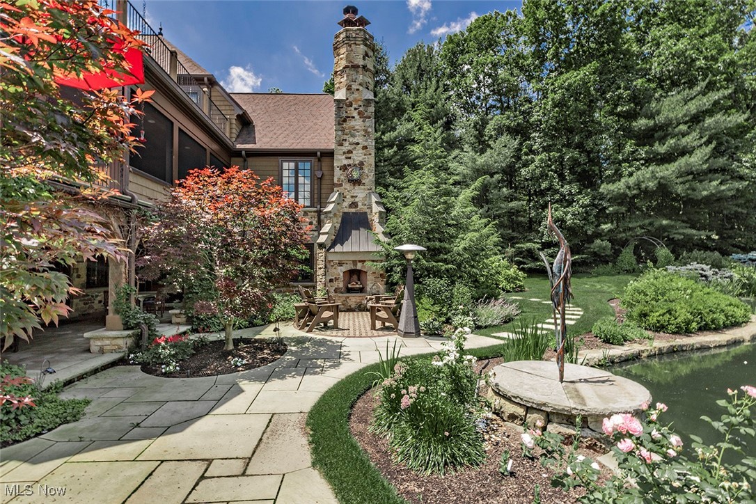 Russell 03 - Residential