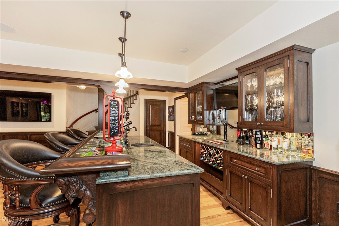 Russell 03 - Residential