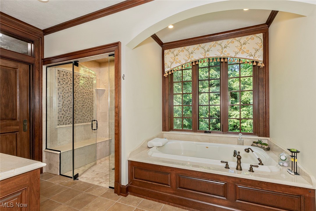 Russell 03 - Residential