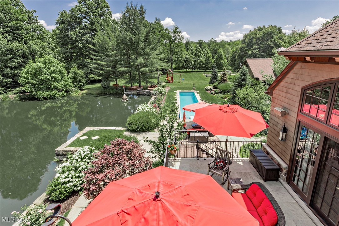 Russell 03 - Residential