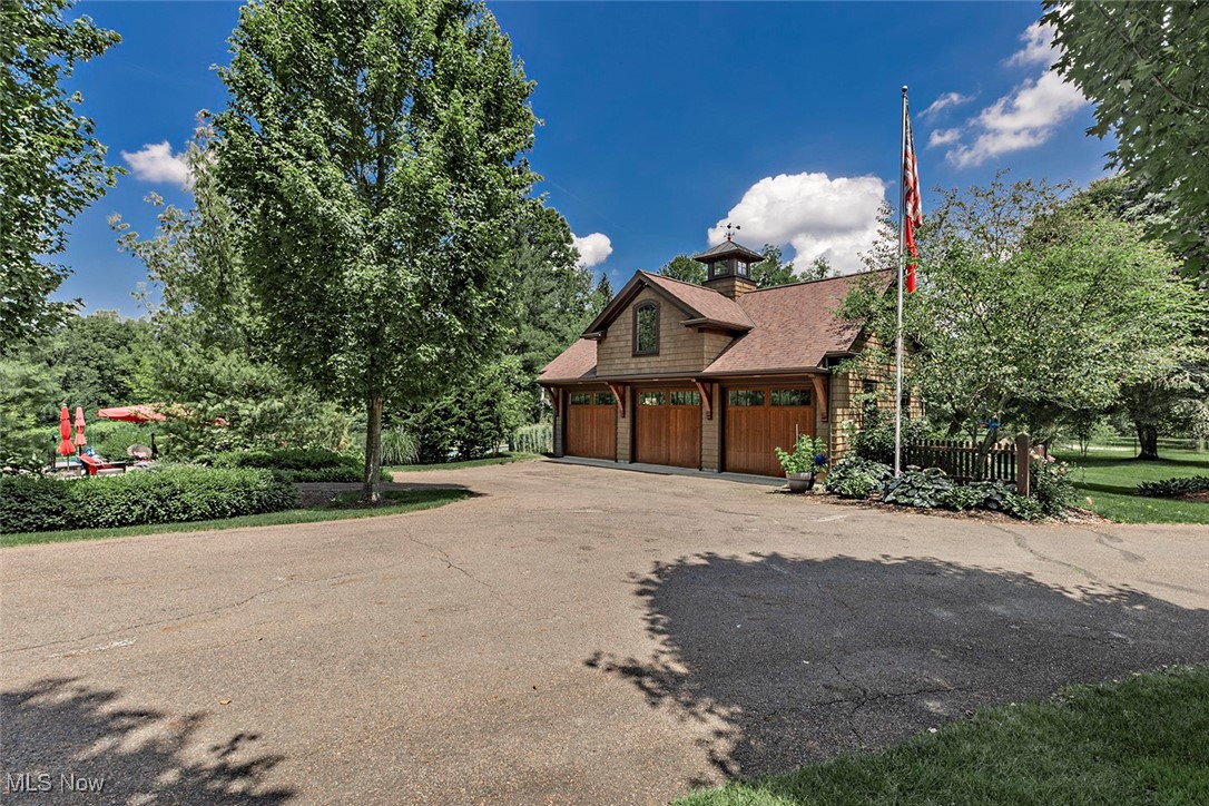 Russell 03 - Residential