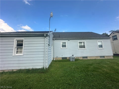 Tiny photo for 92 Camvet Drive, Campbell, OH 44405 (MLS # 5240723)