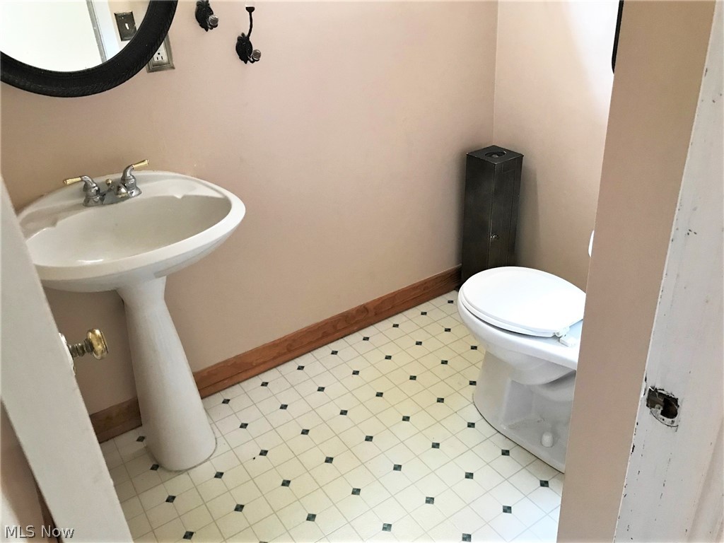 Connecticut Western Reserve - Residential