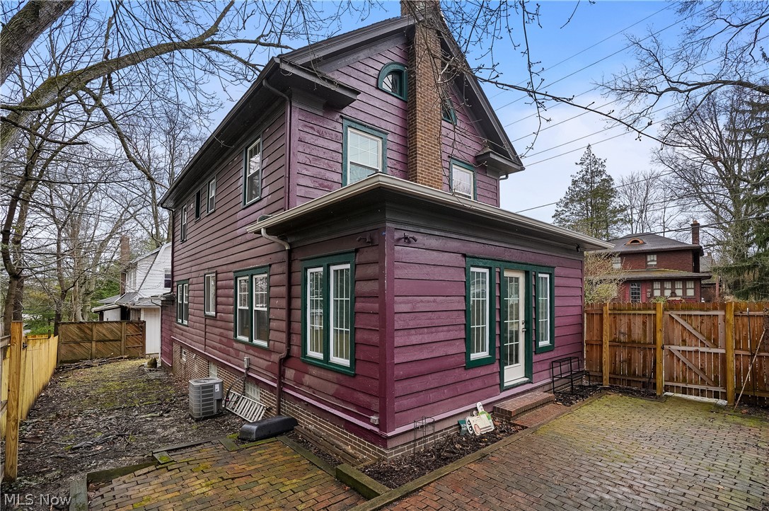 Shiposh Condo - Residential