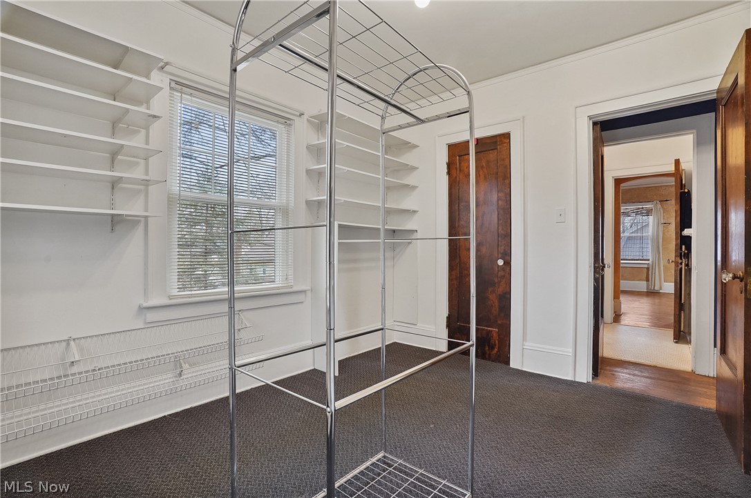 Shiposh Condo - Residential