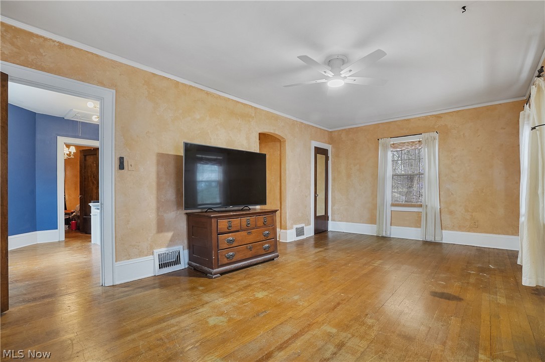 Shiposh Condo - Residential