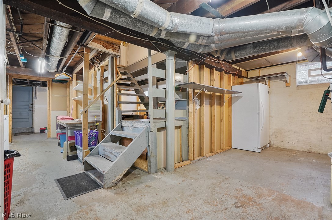 Shiposh Condo - Residential