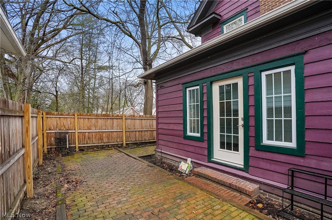 Shiposh Condo - Residential