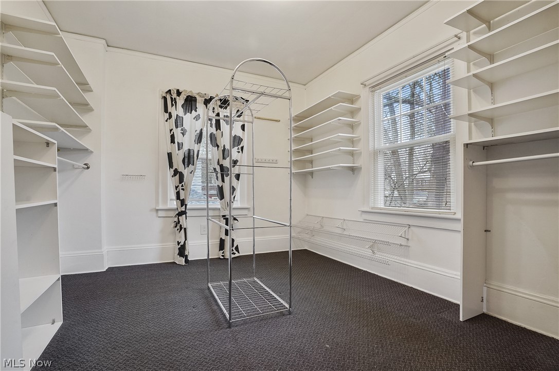 Shiposh Condo - Residential