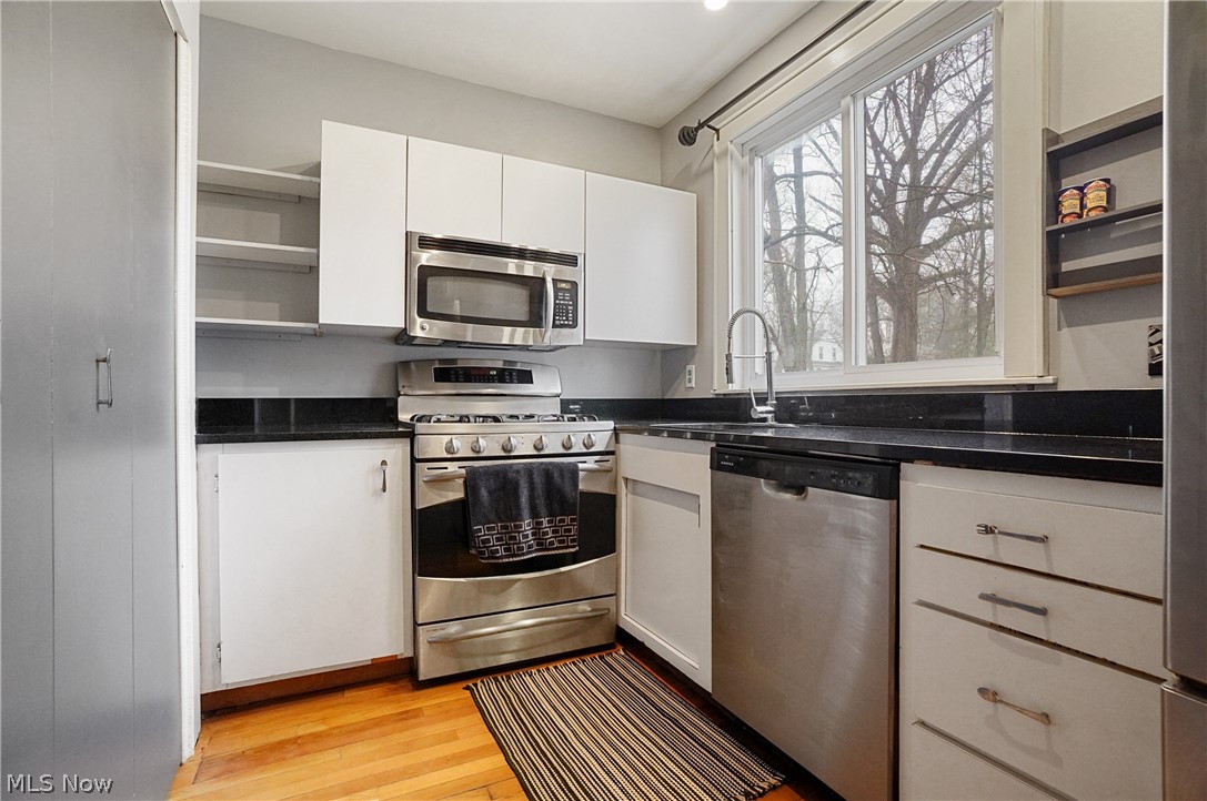 Shiposh Condo - Residential