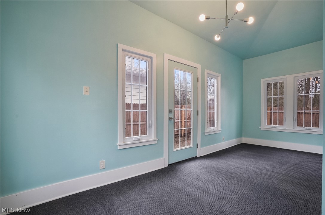 Shiposh Condo - Residential