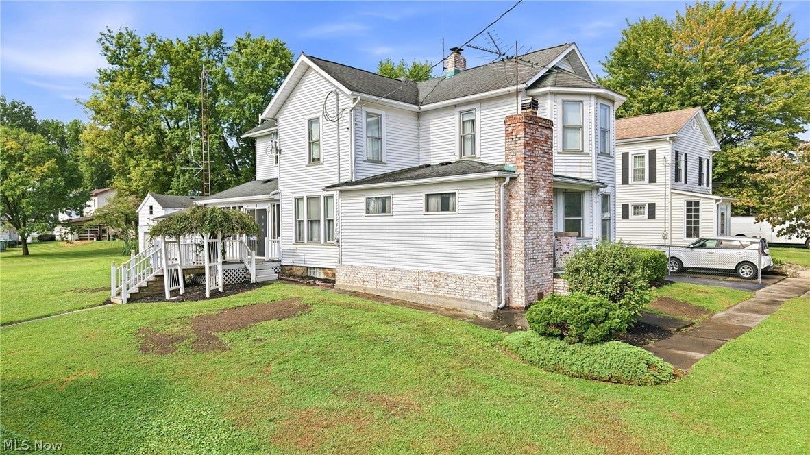30 E Liberty Street