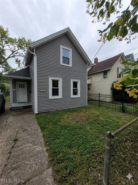 Homes For Sale - 2059 W 42nd Street<br/> Cuyahoga County, Cleveland, OH 44113
