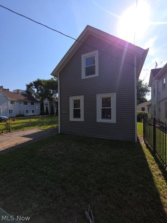 Photo of 2059 W 42nd Street, Cleveland, OH 44113 (MLS # 5225195)