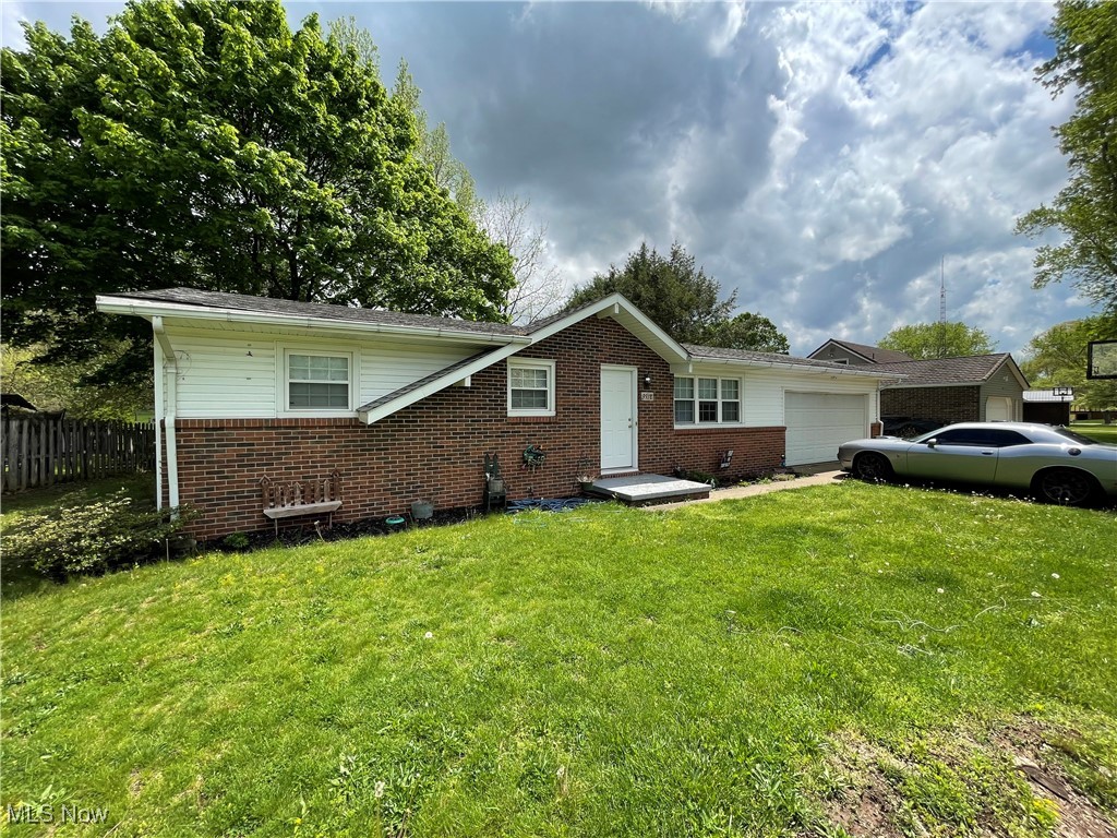 9938 Hess Mill Road, Bolivar, Ohio image 1