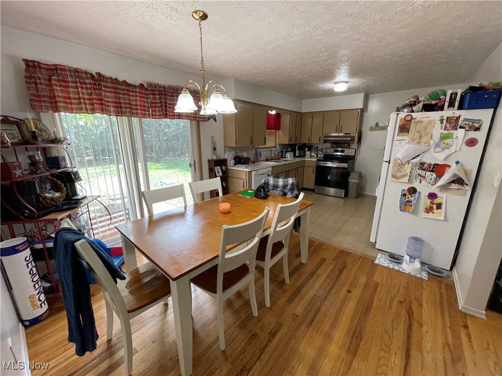 9938 Hess Mill Road, Bolivar, Ohio image 3
