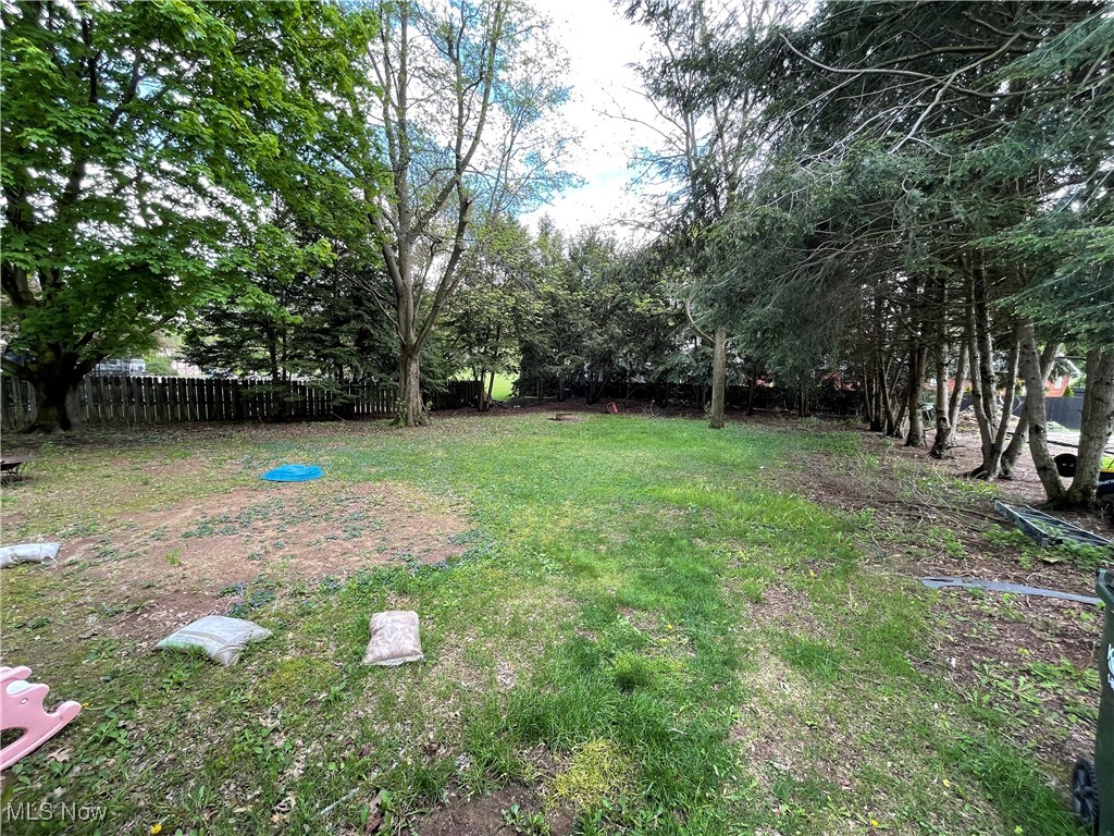 9938 Hess Mill Road, Bolivar, Ohio image 13