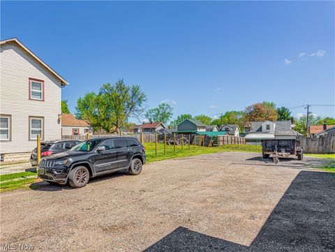 Tiny photo for 2012 Harmont Avenue NE, Canton, OH 44705 (MLS # 5202089)