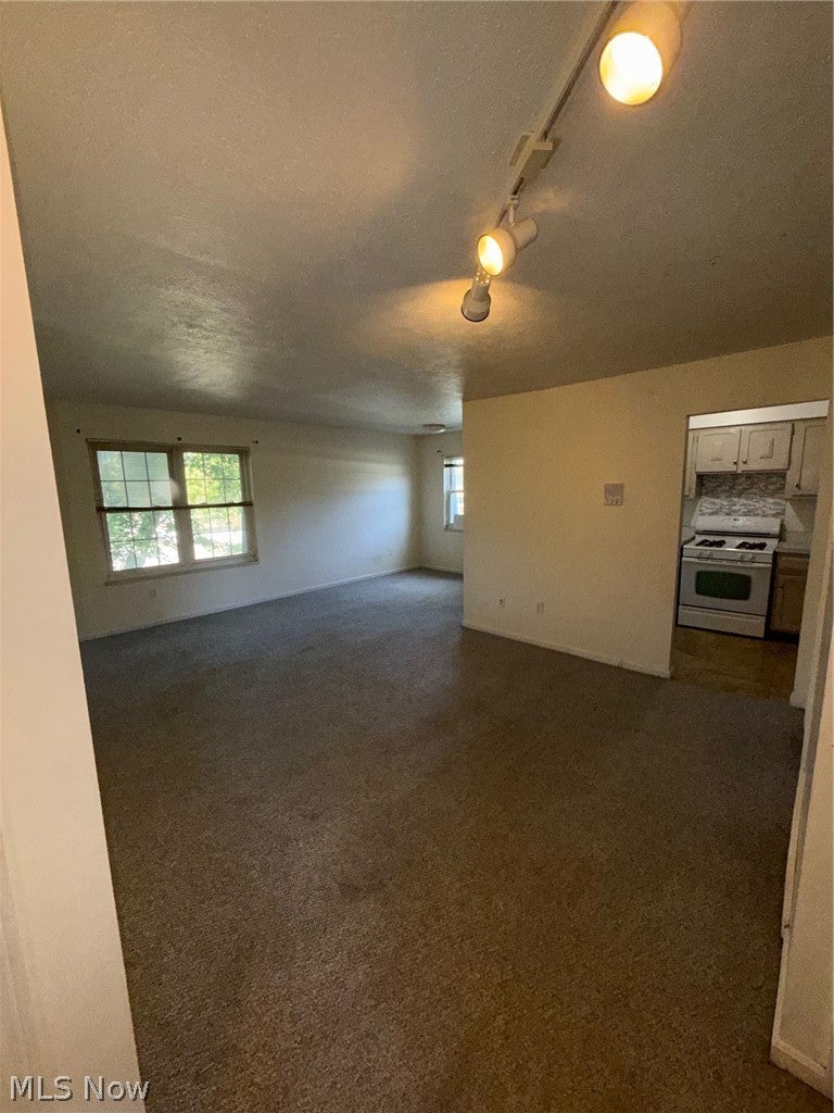 4789 Columbia Road 206