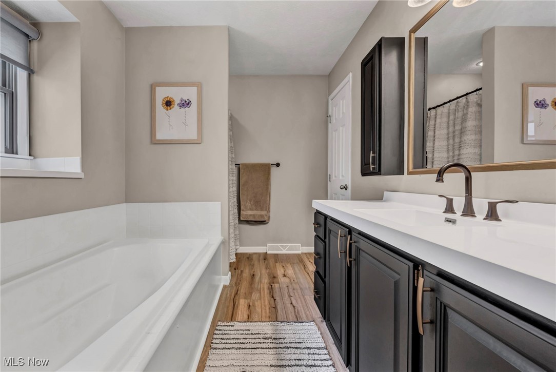 6589 Hudson Avenue, Mentor, Ohio image 15