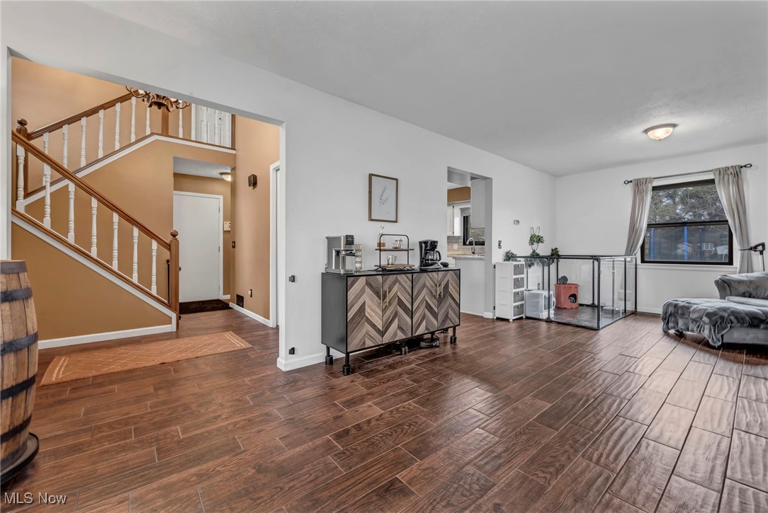 6589 Hudson Avenue, Mentor, Ohio image 4