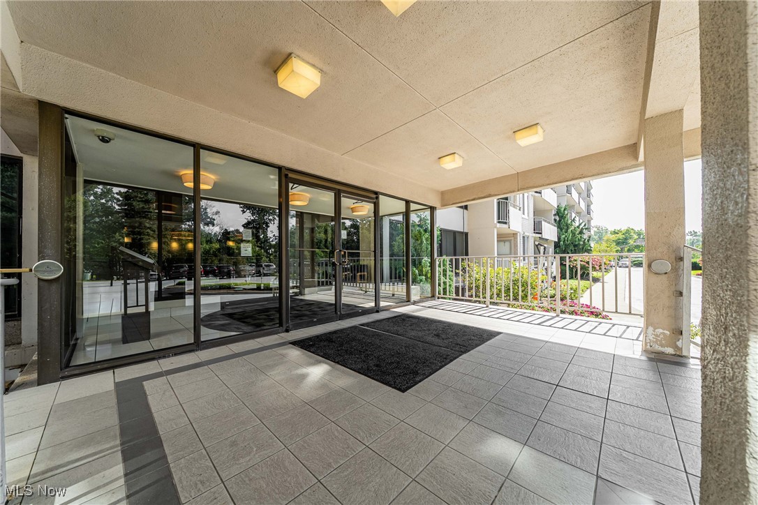 The Carlyle - Residential