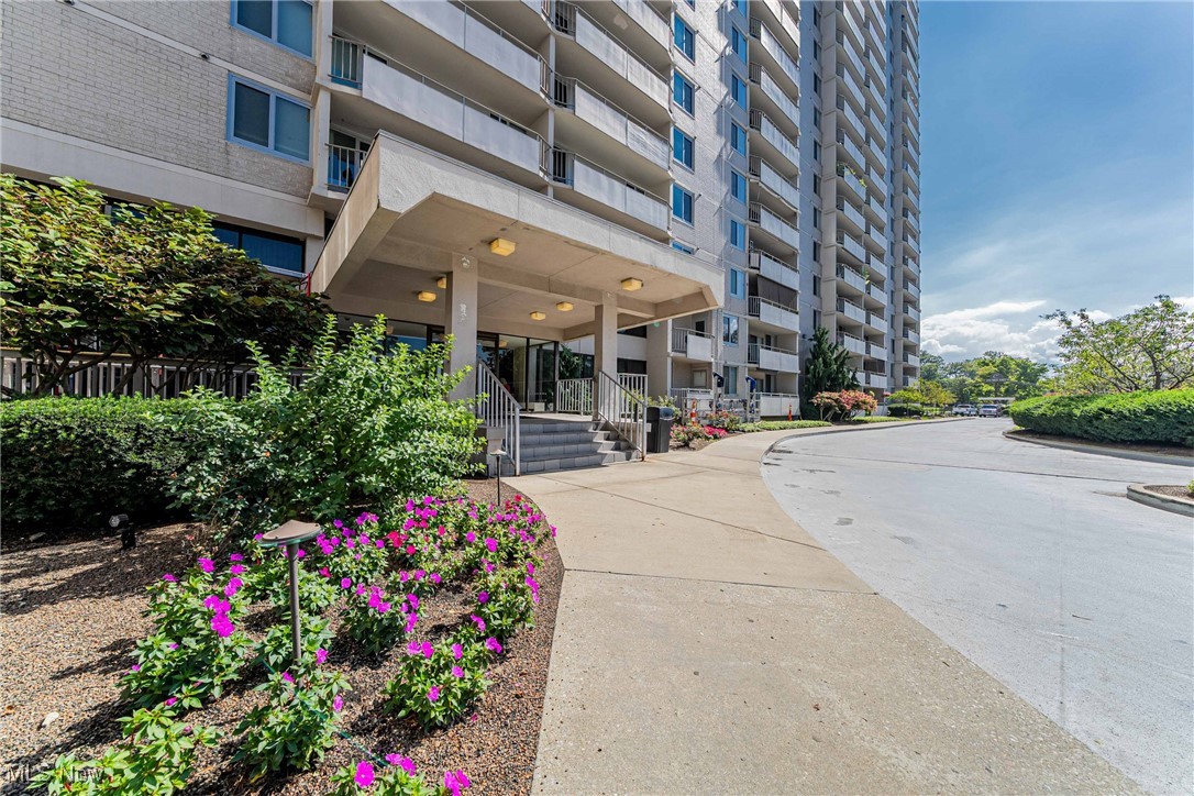 The Carlyle - Residential