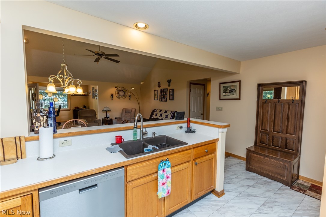 Robin Ridge Condo - Residential