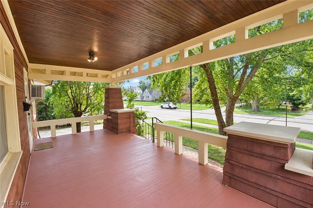 5883 Clearview Drive