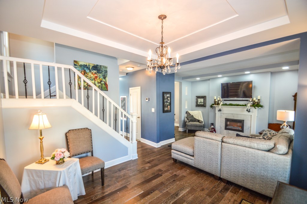 Mars E Wagar - Residential