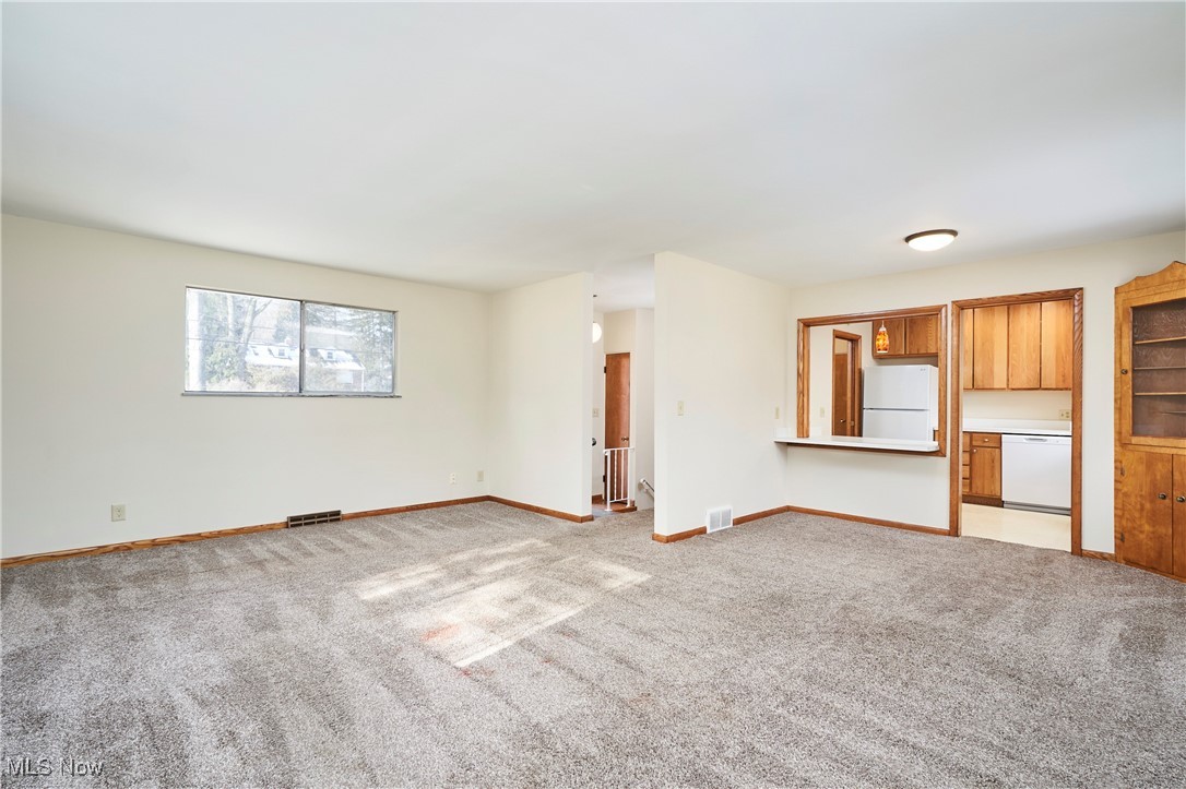 1053 Tallmadge Road, Cuyahoga Falls, Ohio image 8