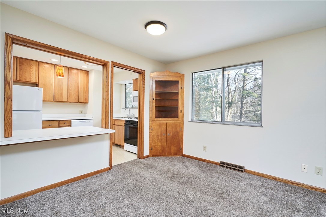1053 Tallmadge Road, Cuyahoga Falls, Ohio image 9