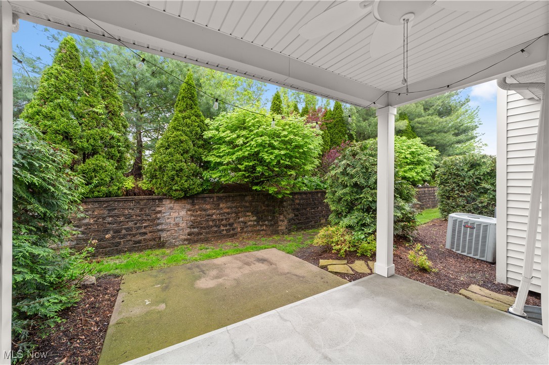 766 Wildberry Circle, Avon Lake, Ohio image 19