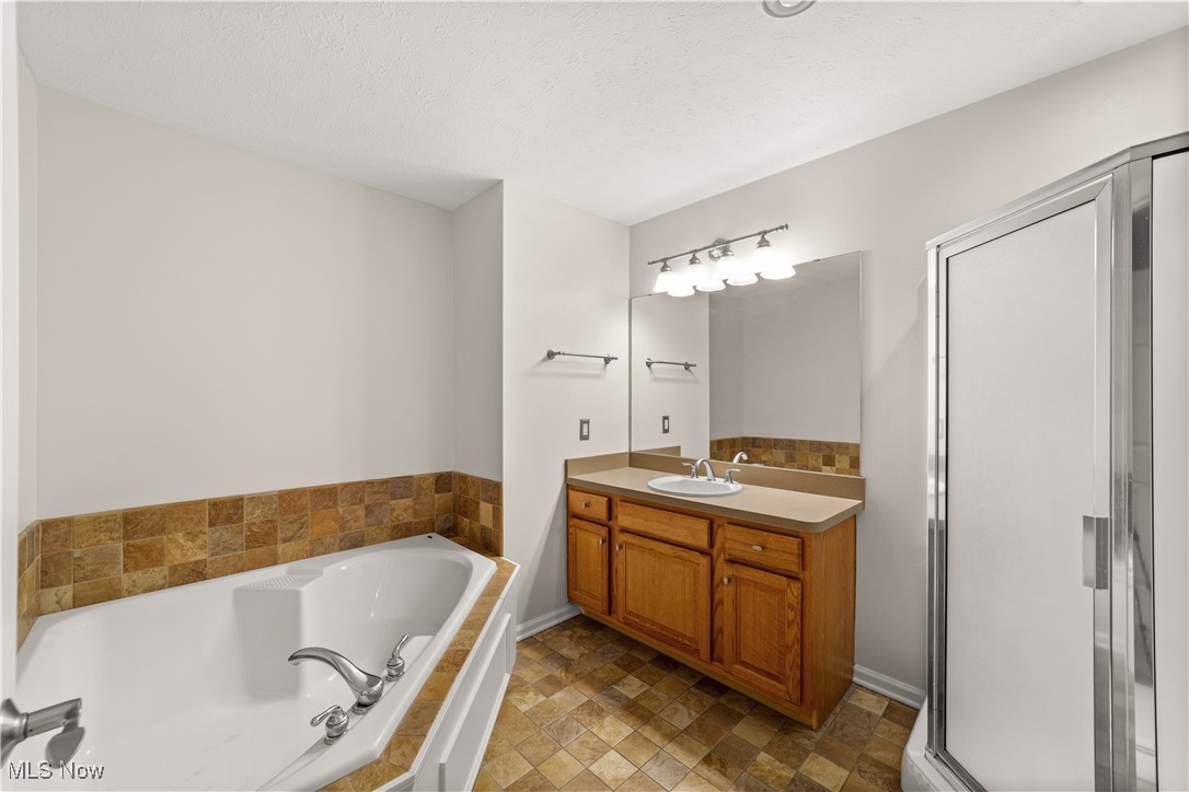 766 Wildberry Circle, Avon Lake, Ohio image 17