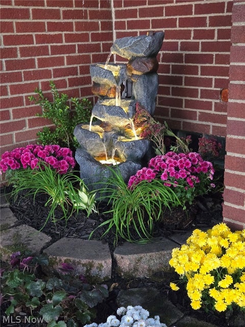 Tiny photo for 4649 Roosevelt Avenue NE, Canton, OH 44705 (MLS # 5252242)