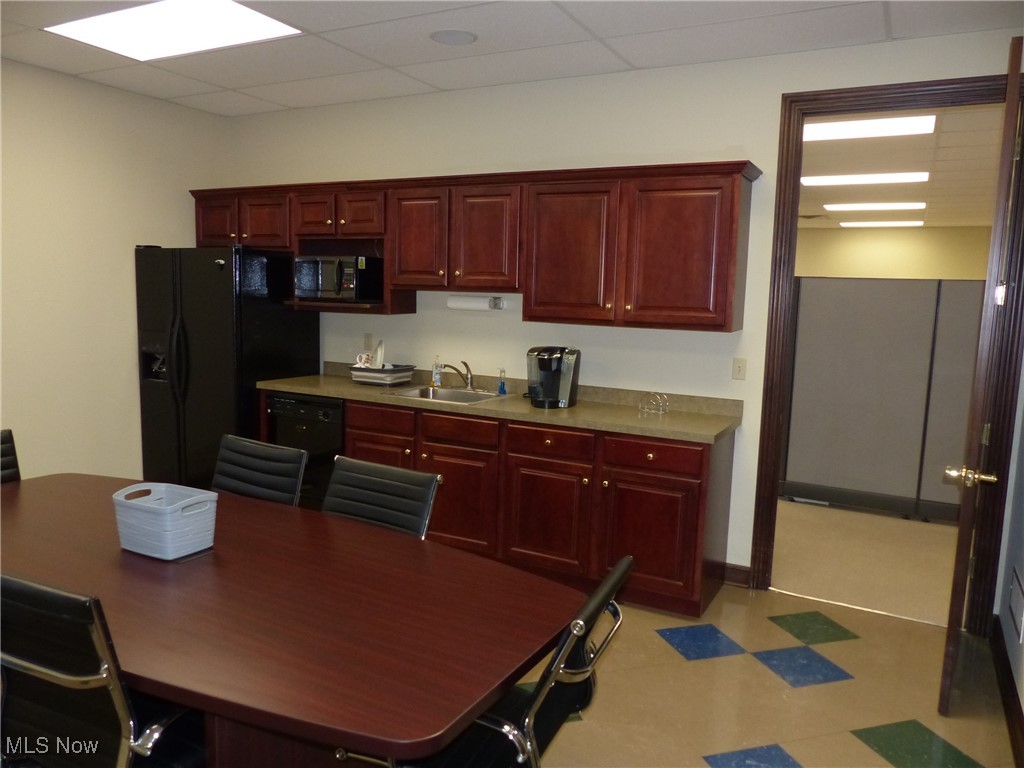 Cuyahoga Falls - Commercial Lease