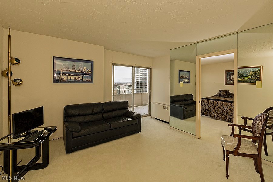 The Carlyle - Residential