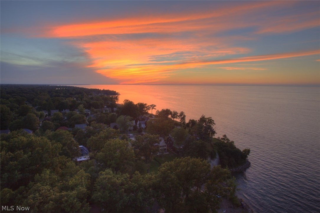 The Carlyle - Residential