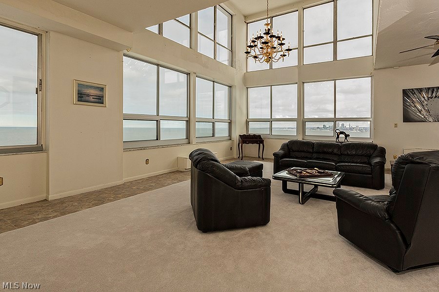 The Carlyle - Residential