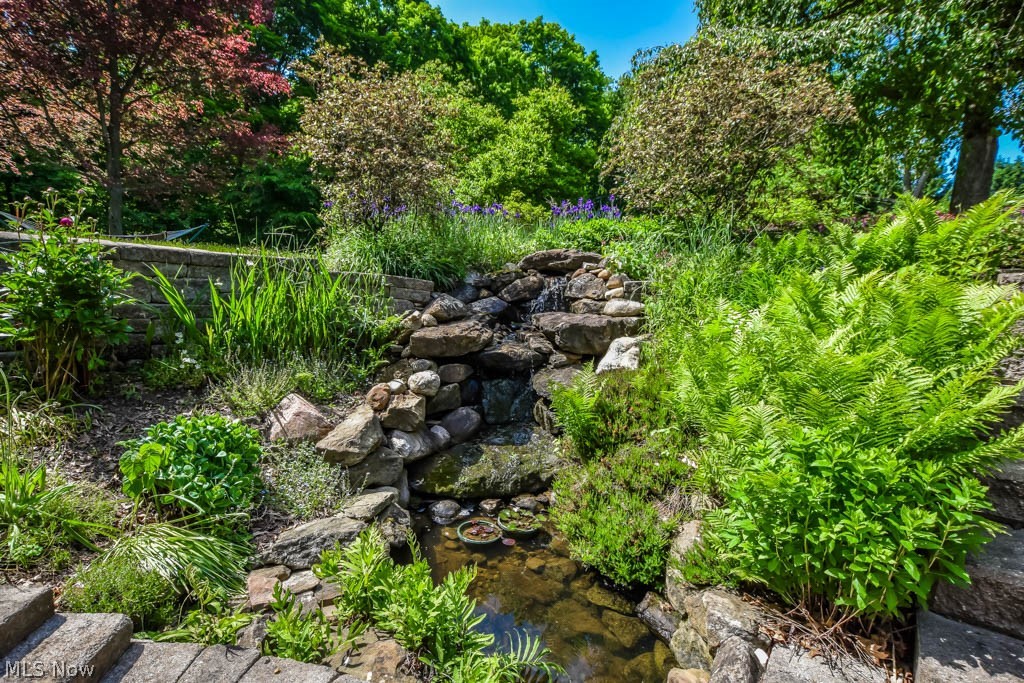 Arrow Lake Estates - Residential