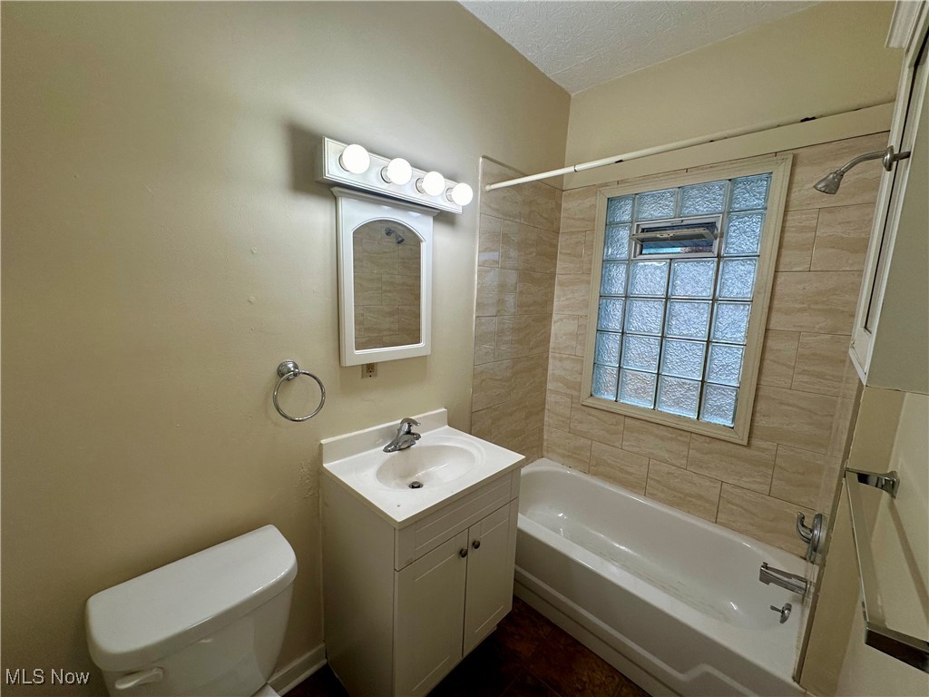 Mathews & Gilbert High Bridge - Residential Income