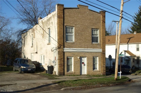 Multifamily For Sale - 903 Columbus Avenue<br/> Ashtabula, OH 44004