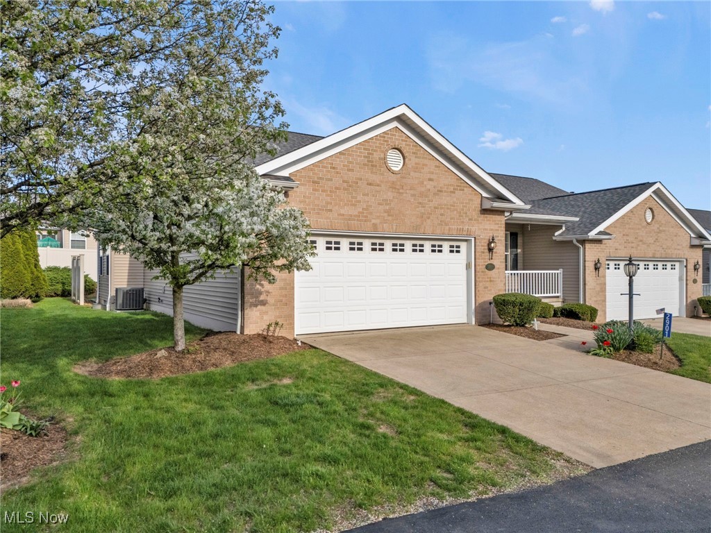 2901 Fasnacht Circle, Massillon, Ohio image 2
